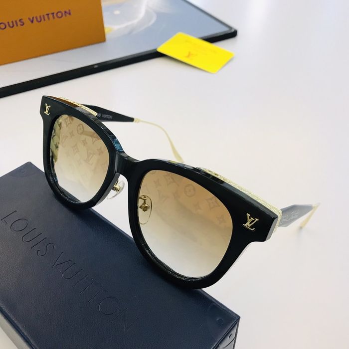 Louis Vuitton Sunglasses Top Quality LVS00499